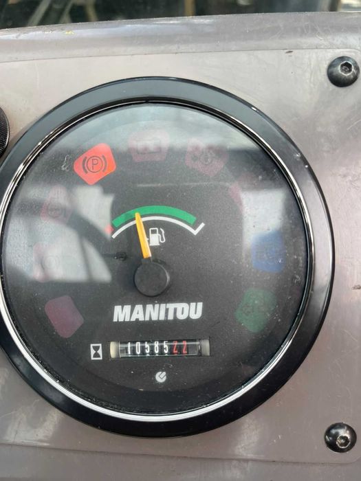 Повнопривідний Навантажувач Manitou M40 4x4 2007року 4т