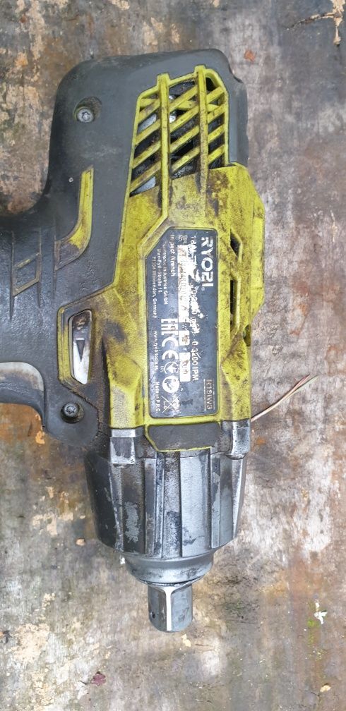 Ryobi klucz 18v uszkodzony