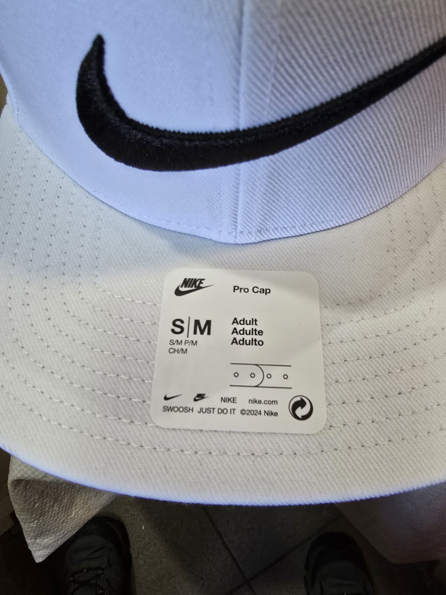 Кепка Nike Sportswear Pro Swoosh Snapback Cap