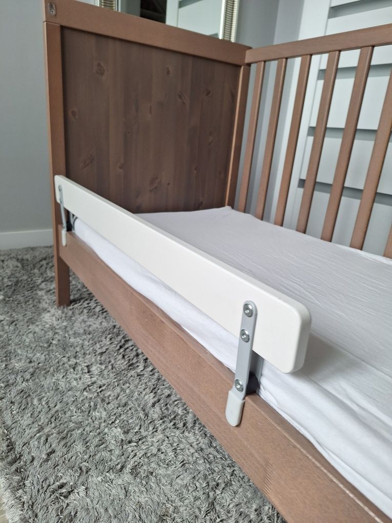 Ikea Sundvik łóżeczko dla dziecka 120x60