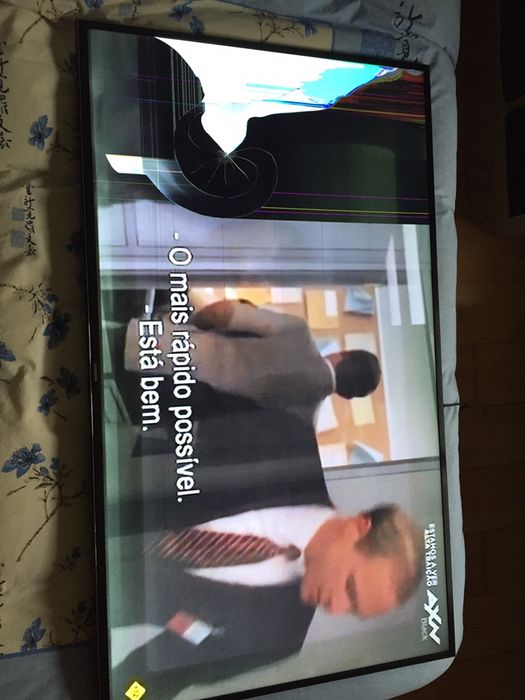 Samsung - Smart Tv UHD serie 6400 55p 132cm