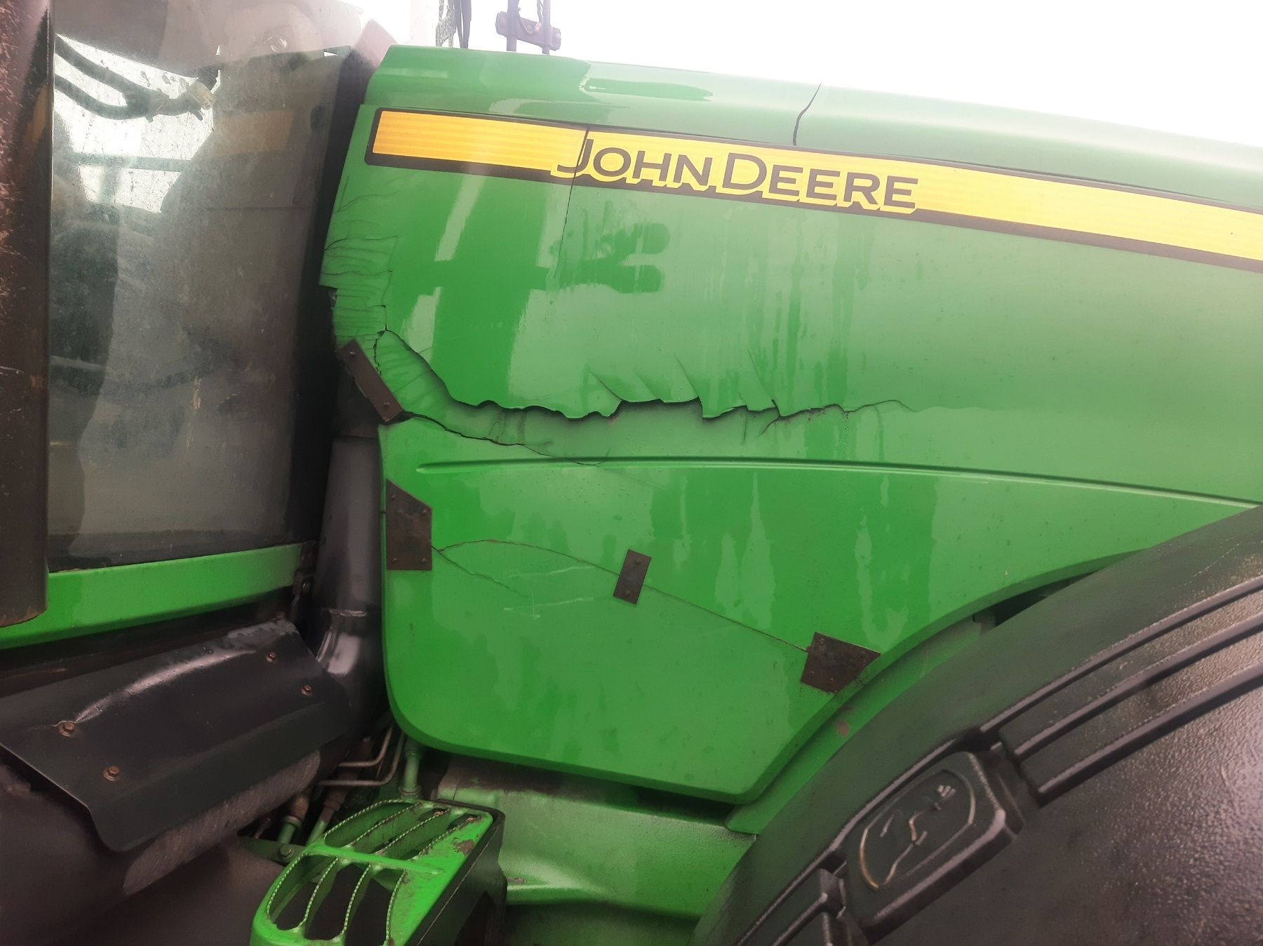 Трактор ,JOHN DEER 8530