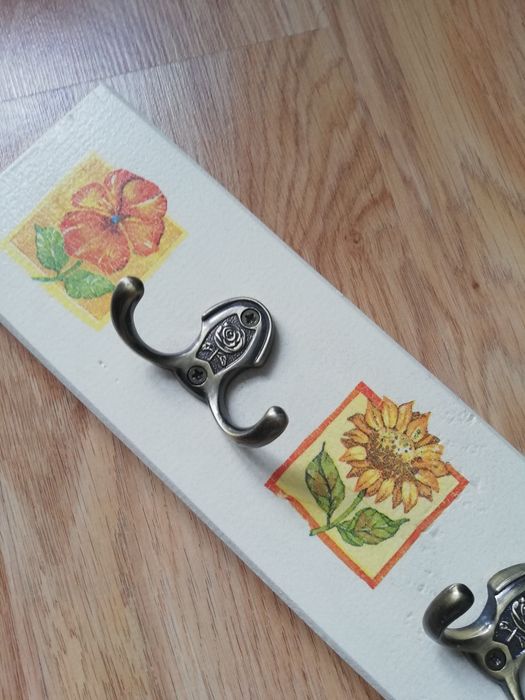 Wieszak do przedpokoju 52cm, ecru, decoupage