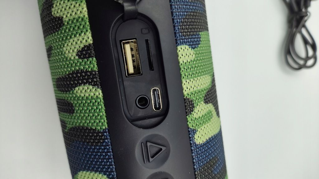 Głośnik przenośny Cellular Line Vertical wielokolorowy 5 W Bluetooth