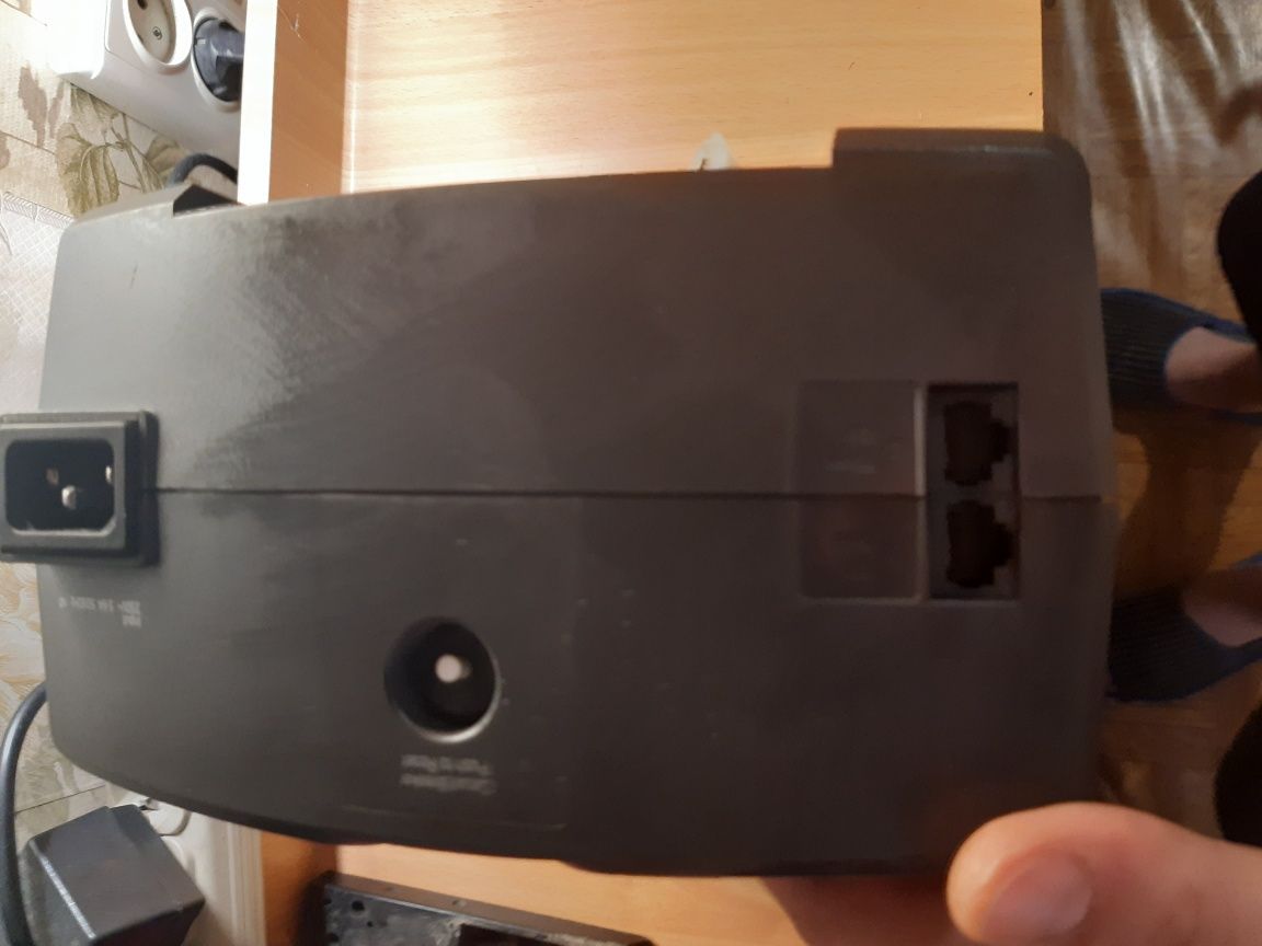 Бесперебойник ипс ups APC back ups rs 650