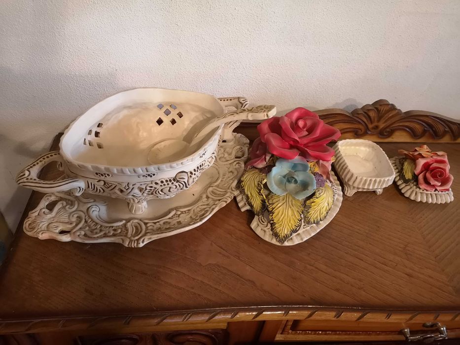 Conjunto decorativo terrina + porta jóias em cerâmica