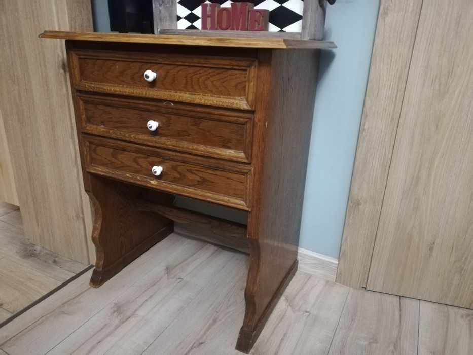 Mała komoda, komódka, niciak