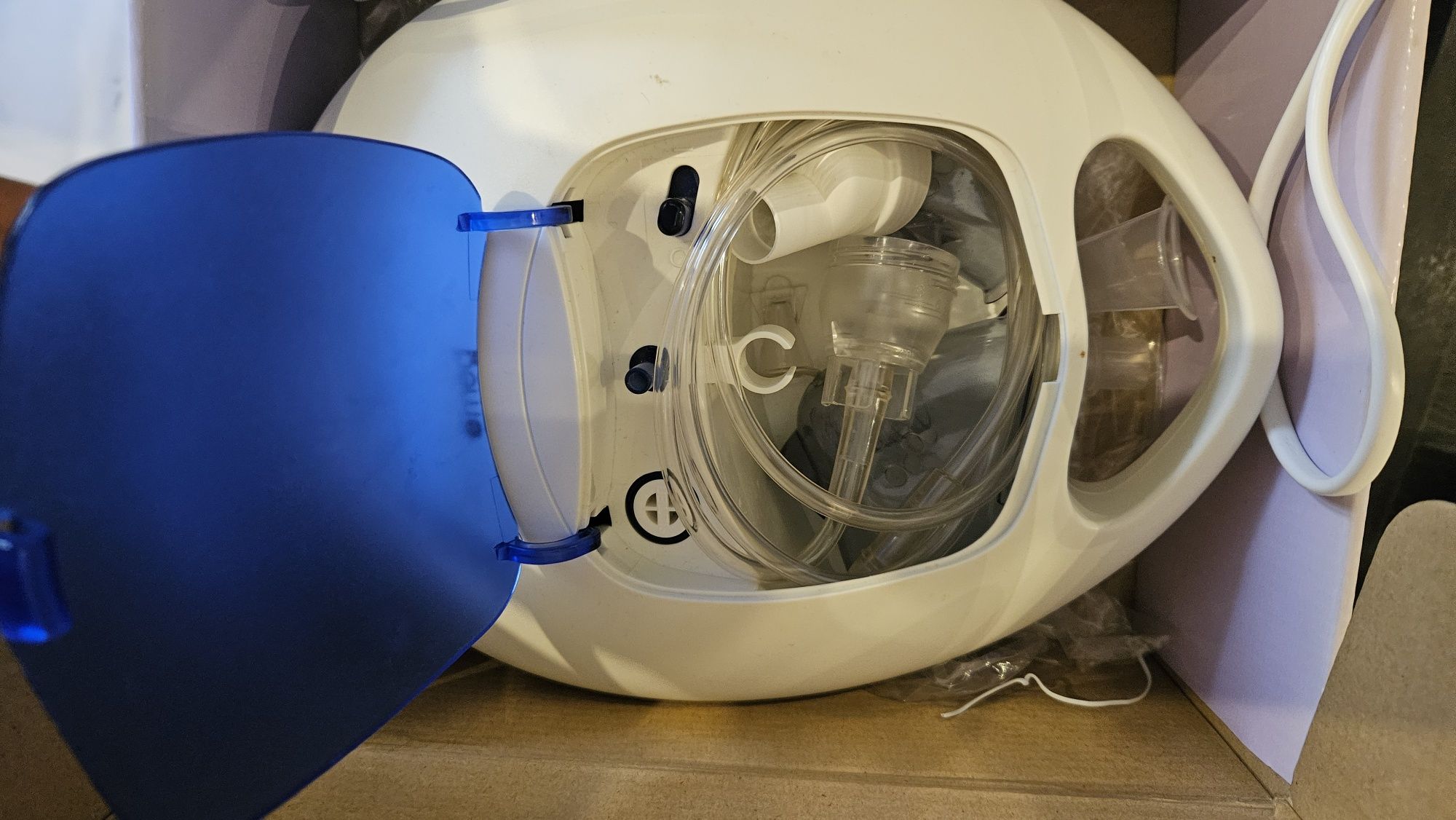 Inhalator pneumatyczno-tłokowy EMED A600