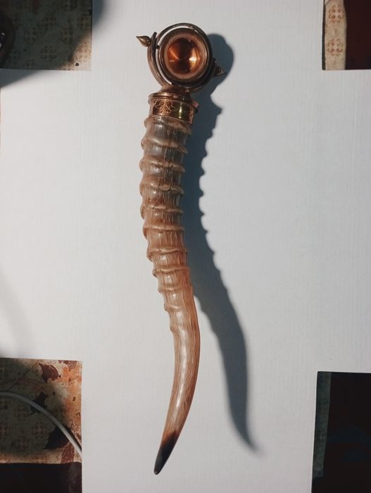 Ріг підсвічник ..