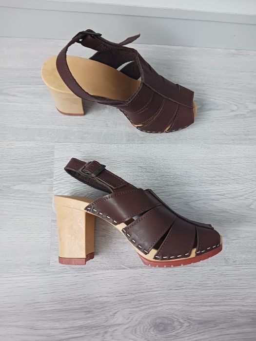 Sandały drewniaki rozm. 39 (25 cm)