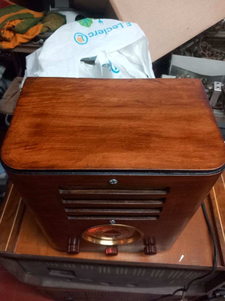Radio antigo CROSLEY