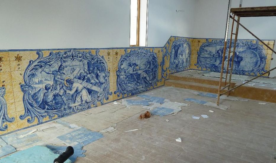 Paineis em azulejo pintado à mão para Capelas e Igrejas