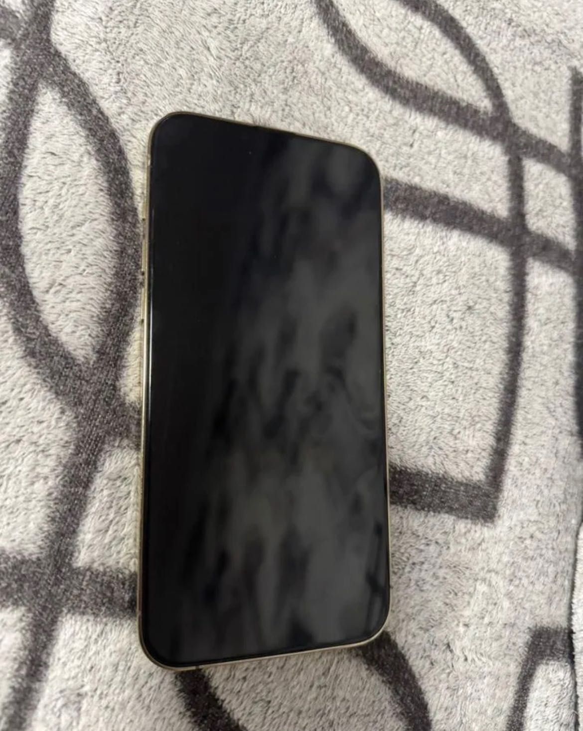 Продам iPhone 13 Pro Max 256 срочно