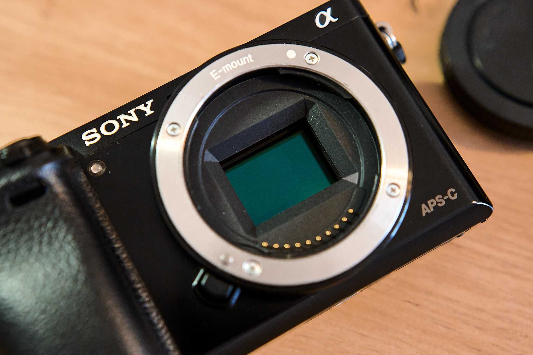 Sony A6000 Aparat, Bezlusterkowiec APSC