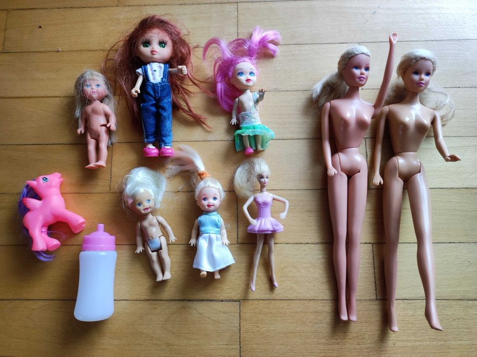 Zestaw lalki Barbie 9 duże +14 małe + dużo ubrań