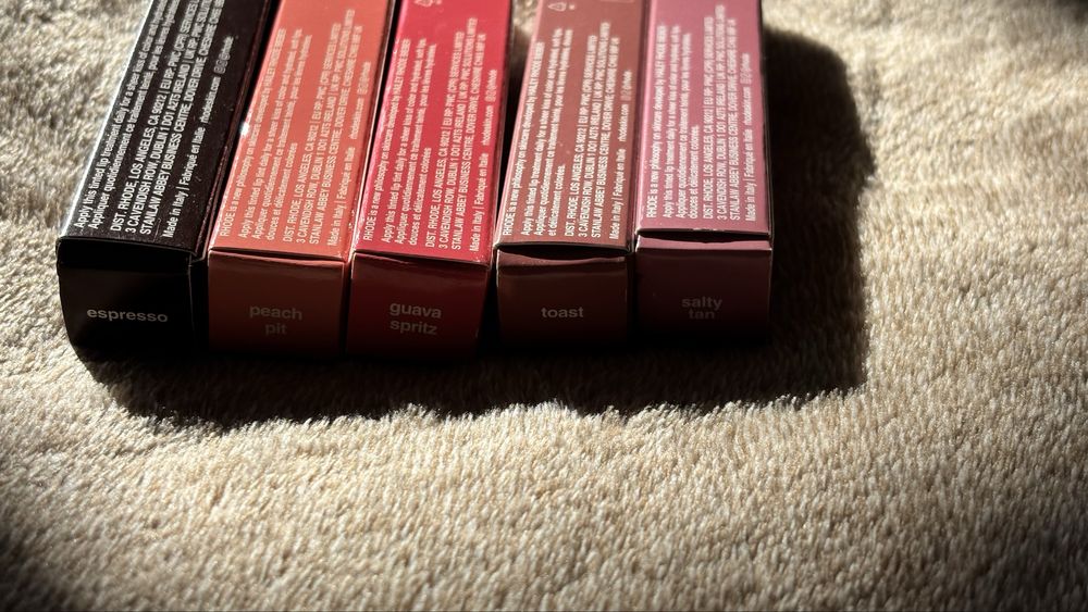 Błyszczyk do ust Rhode