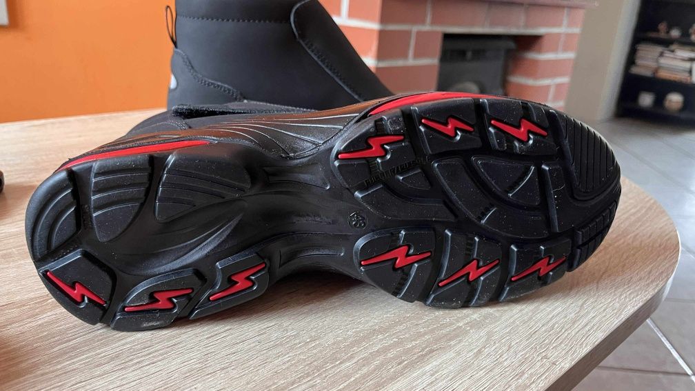 Buty spawalnicze nowe