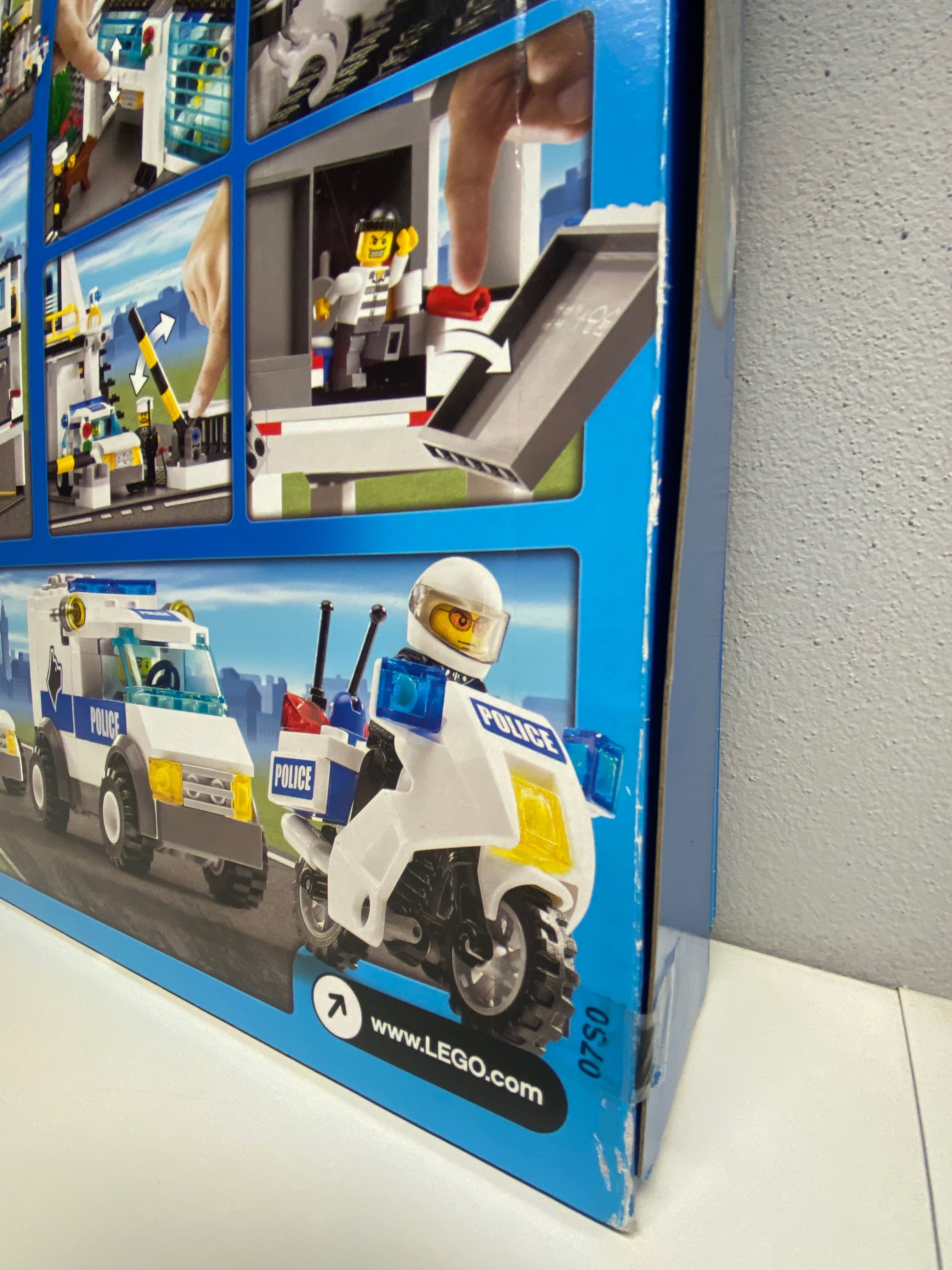 Lego City 7744 Posterunek Policji