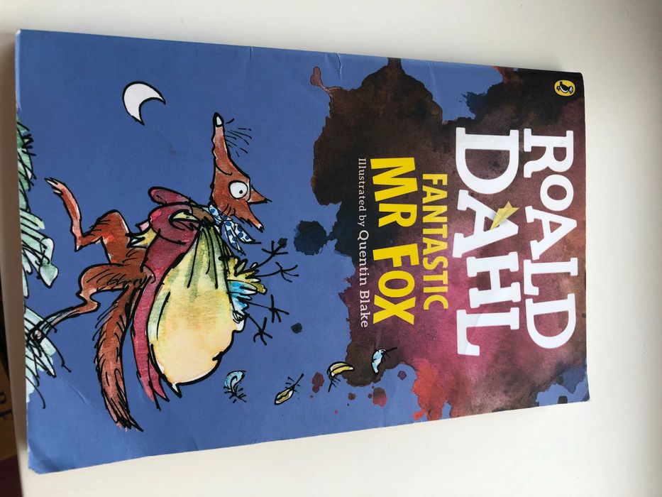 Livro em Inglês "Fantastic Mr Fox" de Rald Dahl