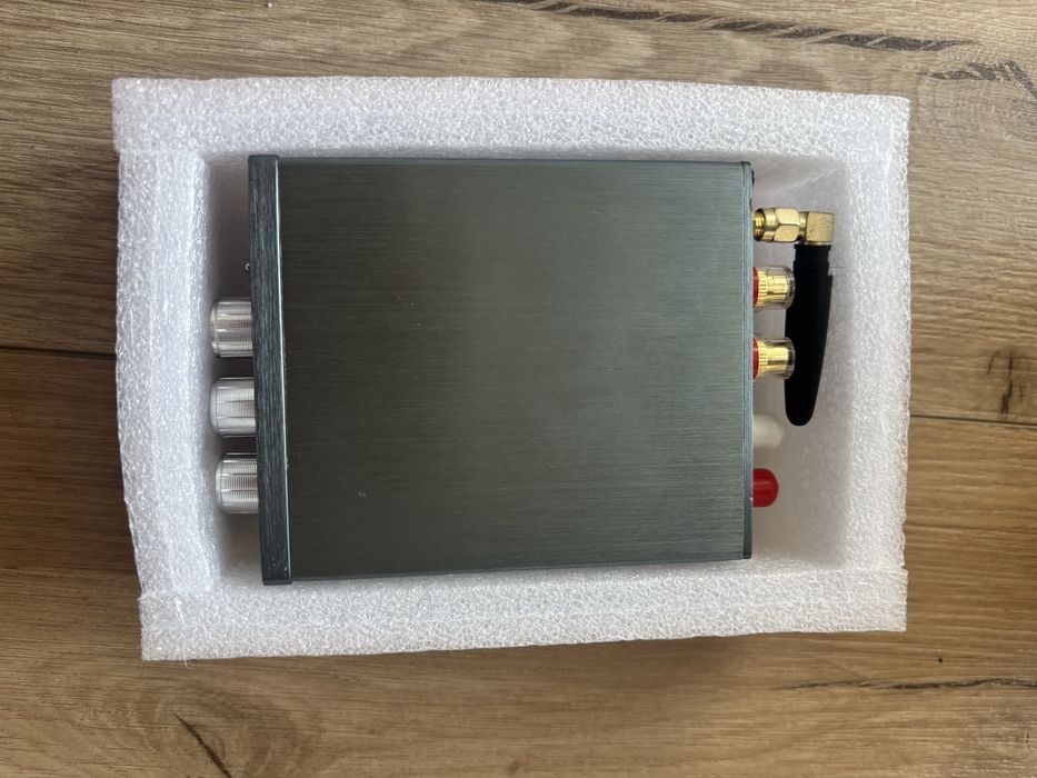 Sprzedam wzmacniacz HiFi BRZHIFI 100W x2 BT 5.0