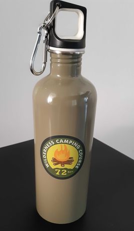 metalowa butelka z karabińczykiem bidon