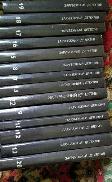 Детективний роман