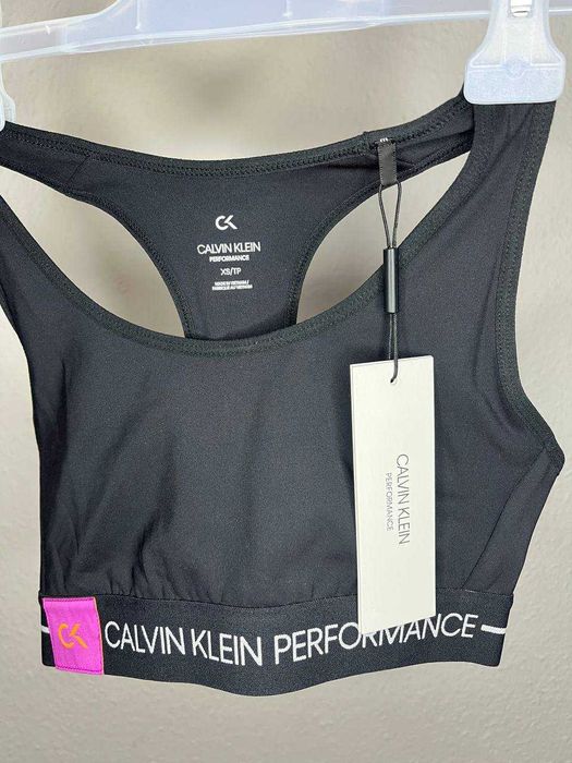 Спортивный топ calvin klein чёрный