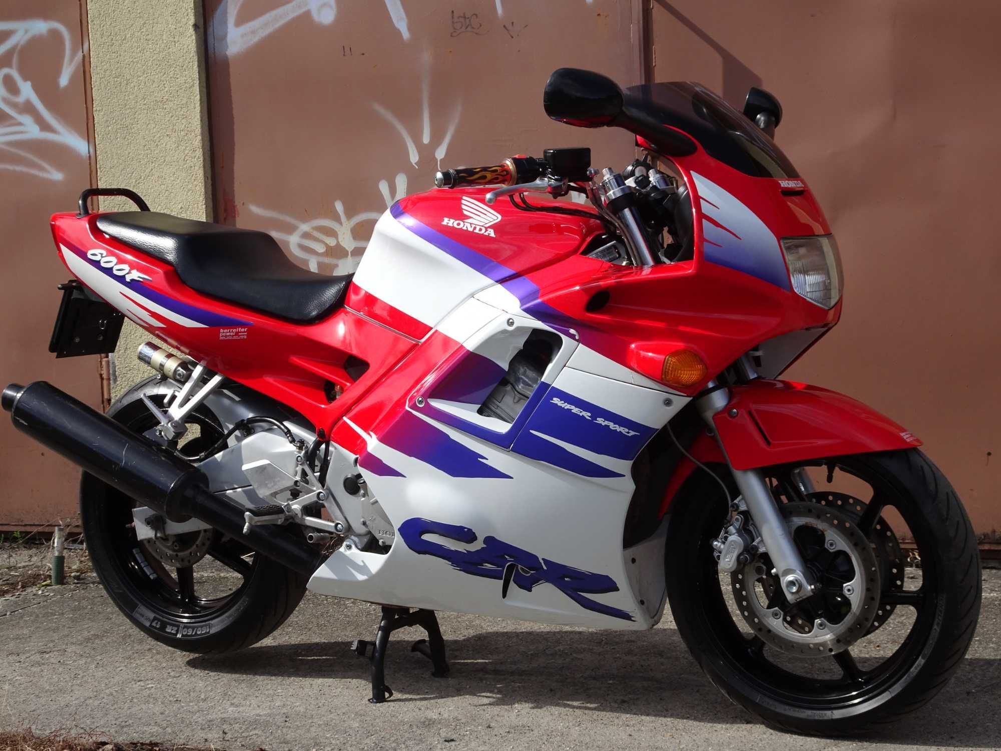 Honda CBR 600 F Super Stan ! Zadbana ! 26 tyś km !