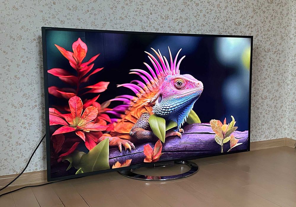 SMART-телевізор Sony 55" LED 3D Full HD / Wi-Fi / YouTube / DVB-T2