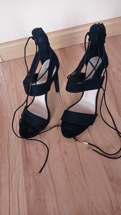 Eleganckie sandały ZARA r.39, nowe
