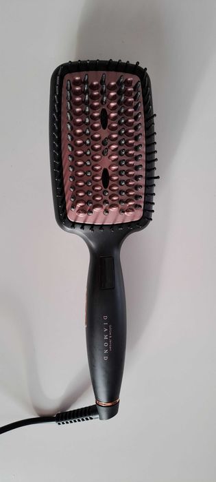 Czarna szczotka prostujaca diamond DHSC900 Pro