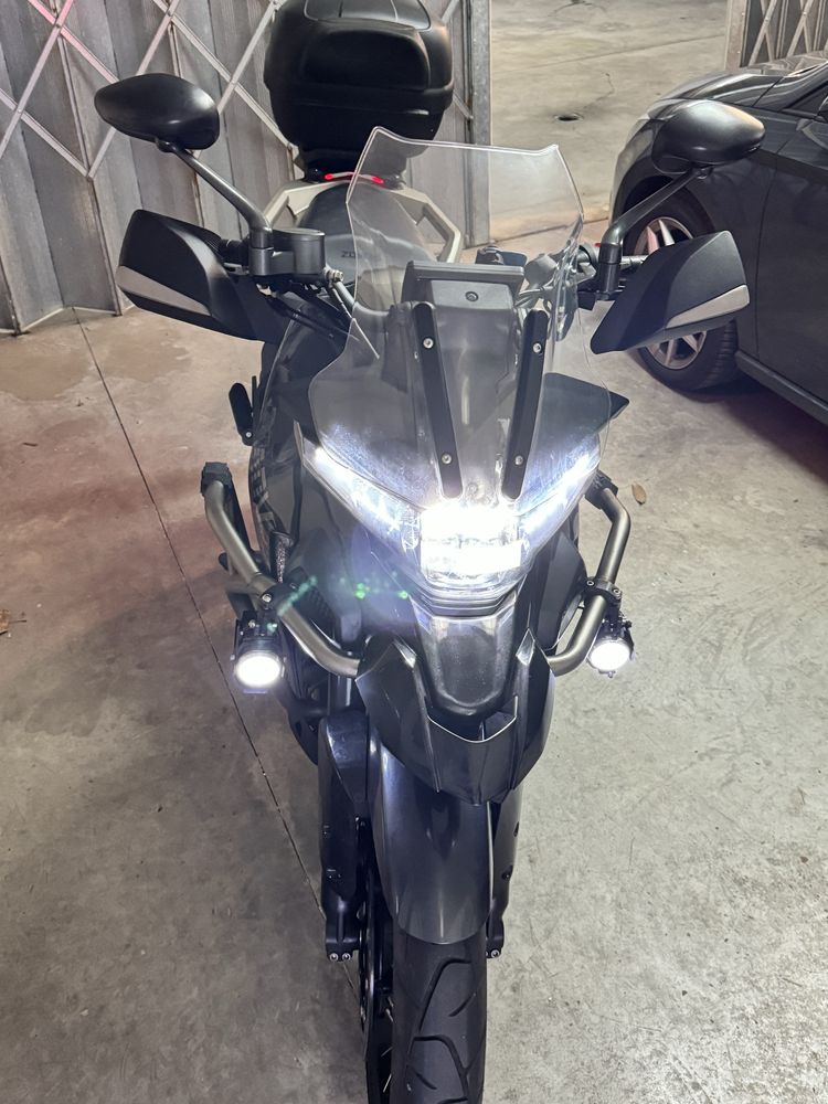 Vendo Moto ZONTES TX350 de Janeiro de 20233