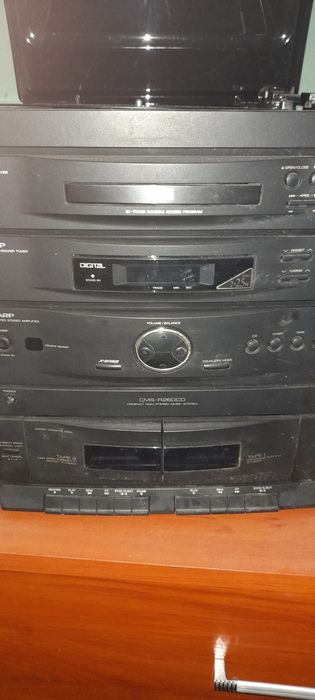 Wieża Sharp CMS- R260CD