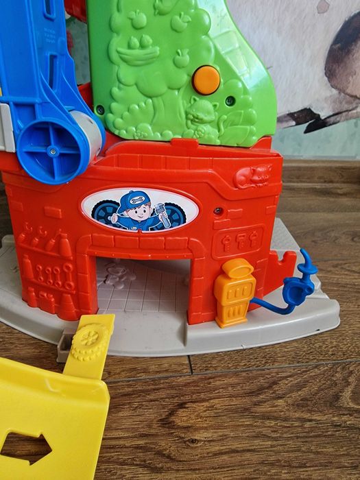Zjeżdżalnia Fisher Price Little People 2w1