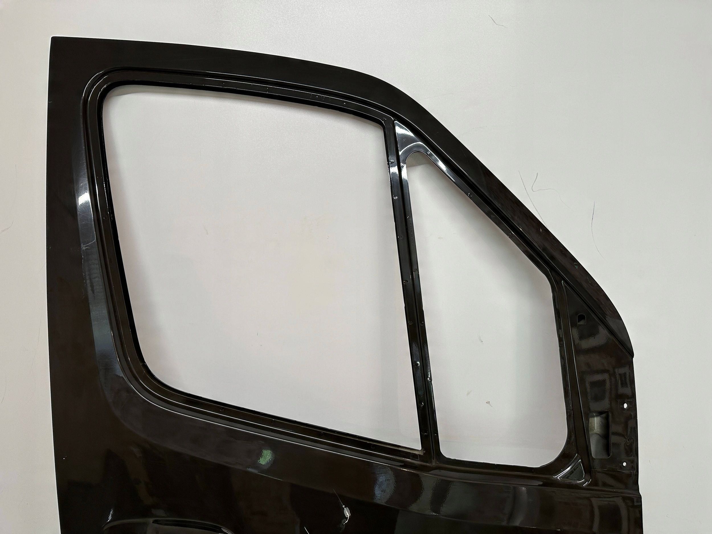 Mercedes-benz sprinter W907 drzwi przednie