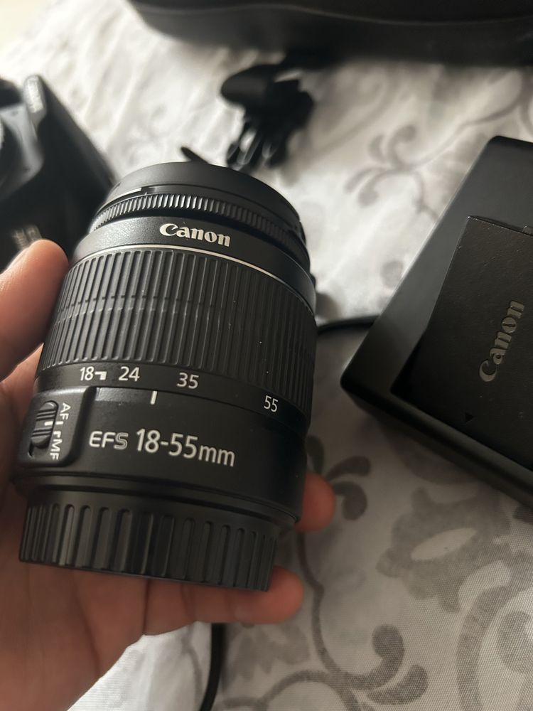 Canon 2000D with lens