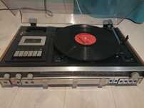 Gramofon Sanyo..
