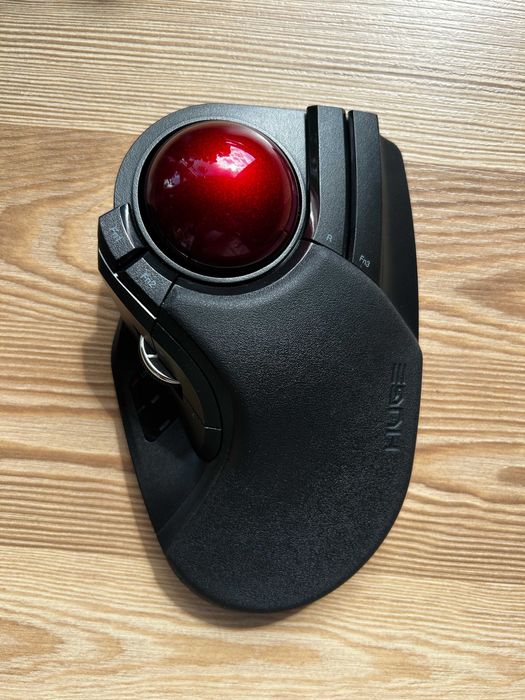 Trackball Elecom HUGE