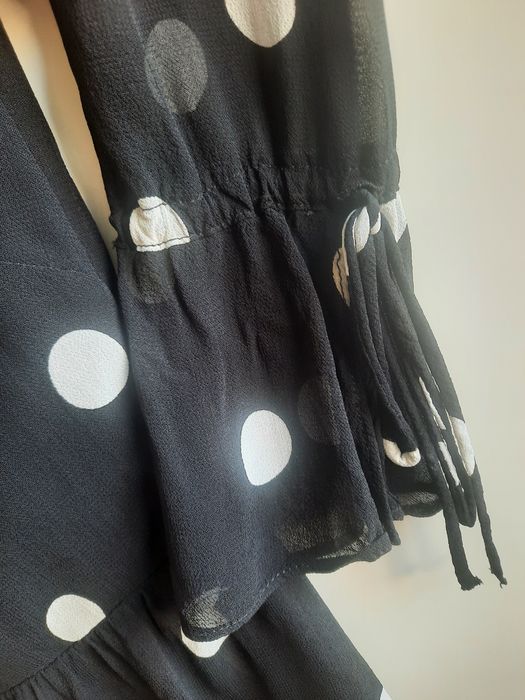 Blusa preta com bolas brancas T.38 da H&M