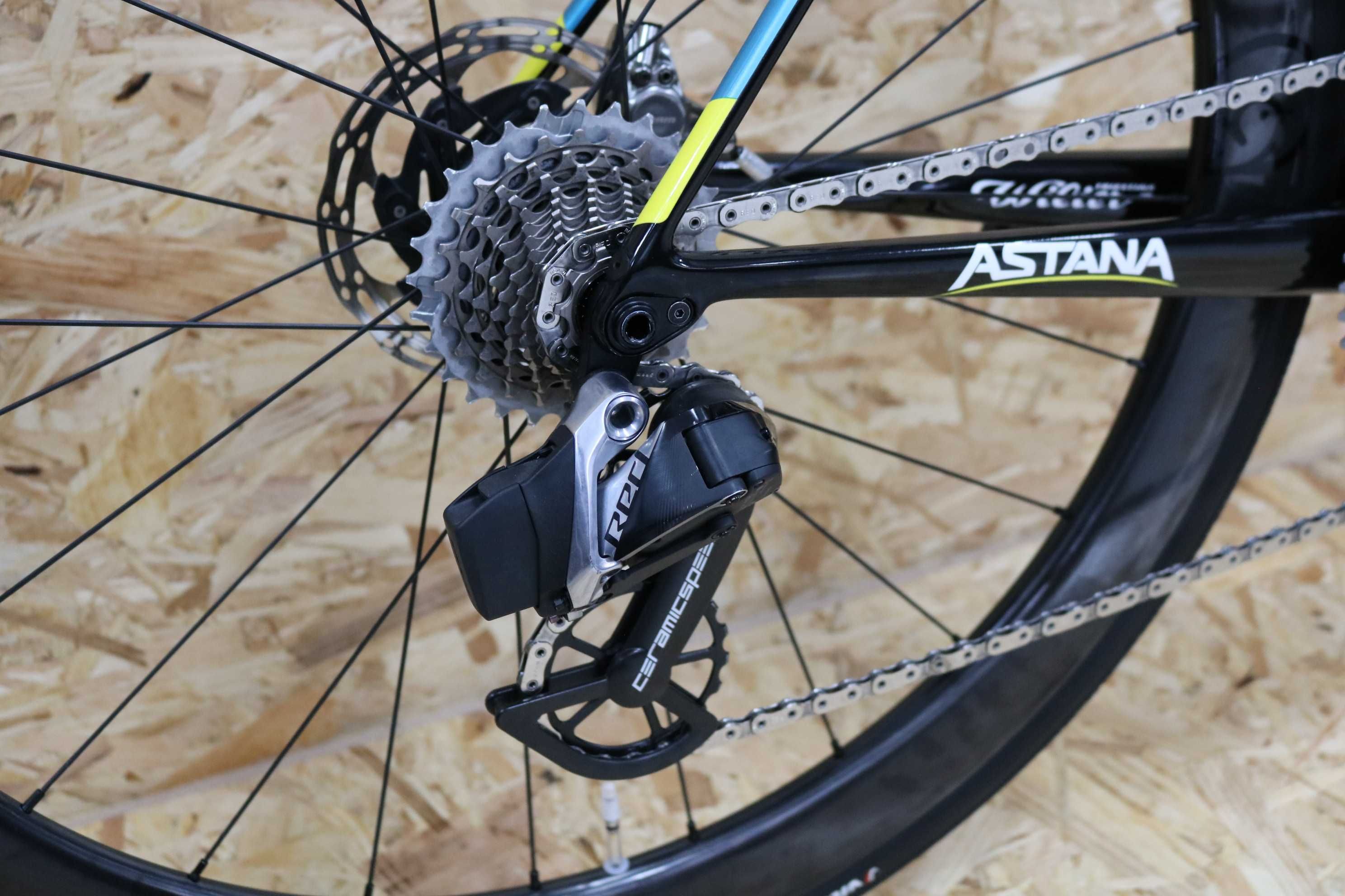 Bicicleta topo de gama Willier 0 SLR - Sram Red AXS - Rodas Carbono