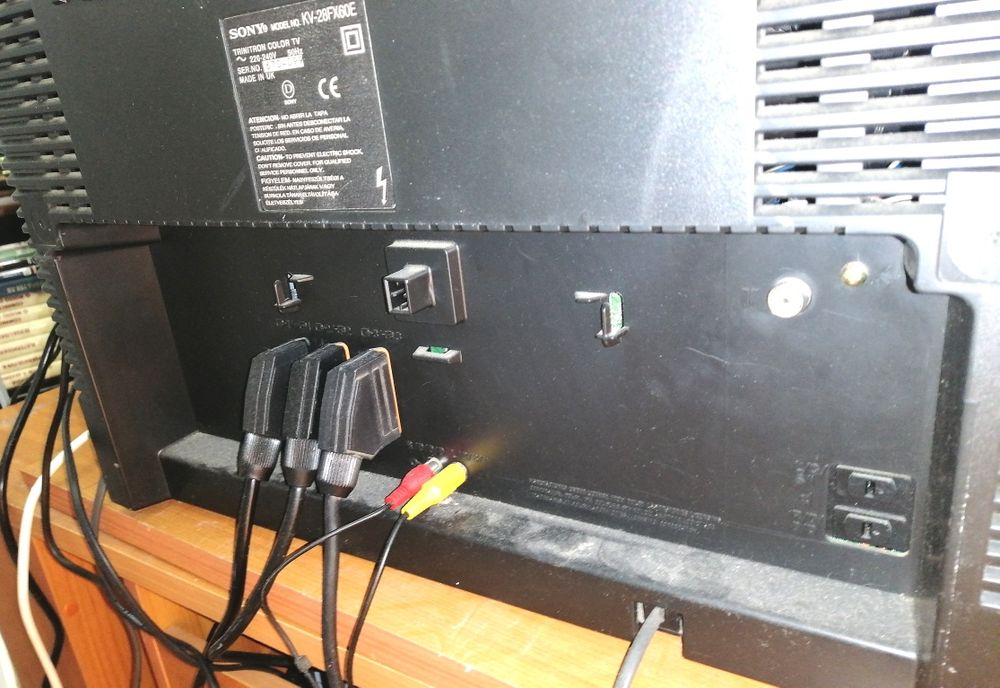 TV SONY TRINITON_ELETRONICA_de Caixa_28"_Ecran_71,12 cm