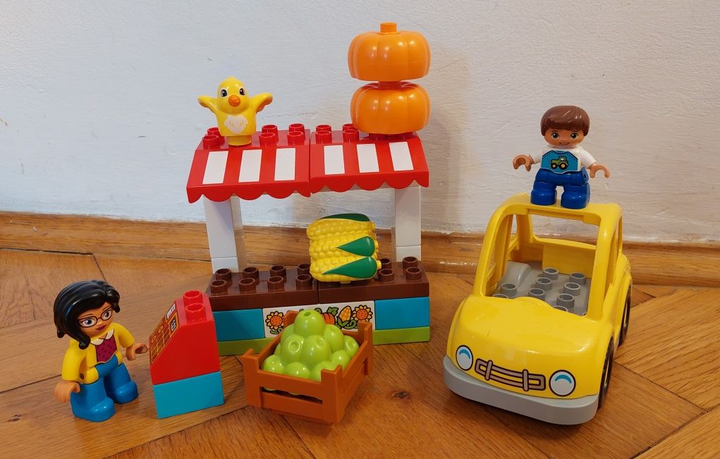 Klocki Lego Duplo łódź strażacka i na targu