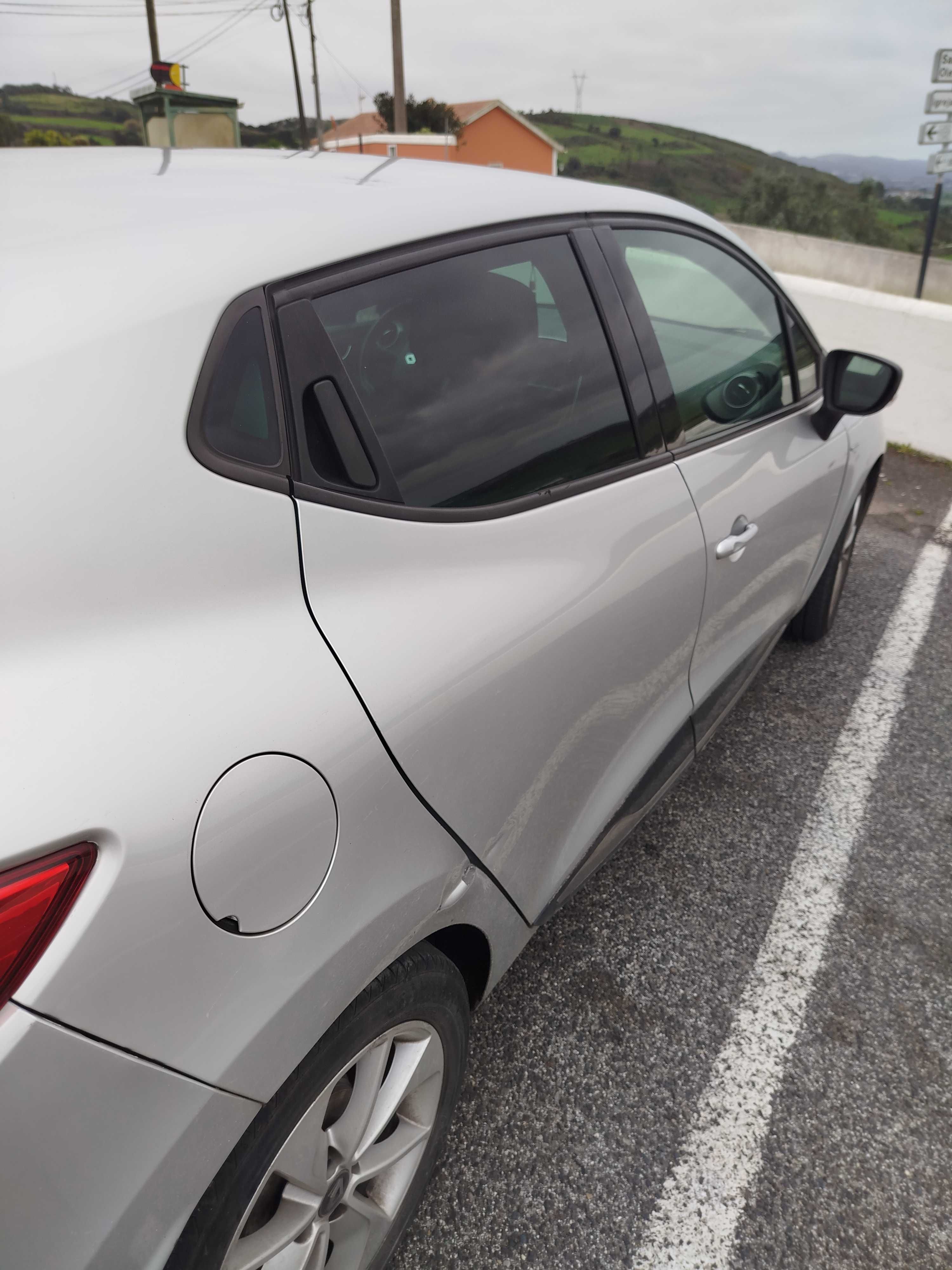 Renault Clio TCE Limited Edition