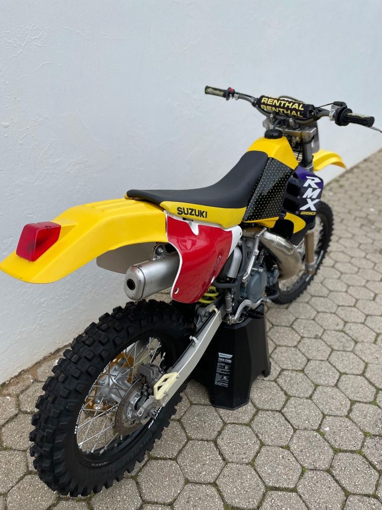 Suzuki  RMX 250 2T