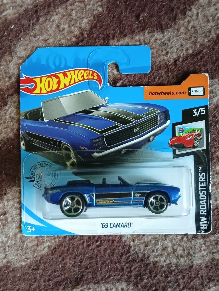 Nowe autko zapakowane hotwheels