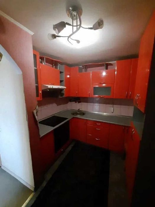 Бюджетна 1к квартира в цегляному будинку роглянемо є-відновлення