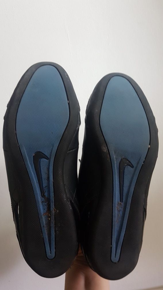 Buty Nike Wmns Alexi rozmiar 36