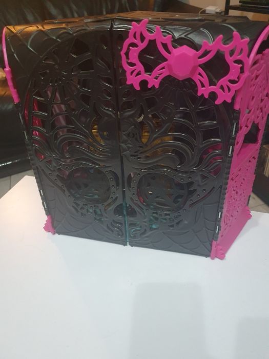 klub muzyczny Monster High