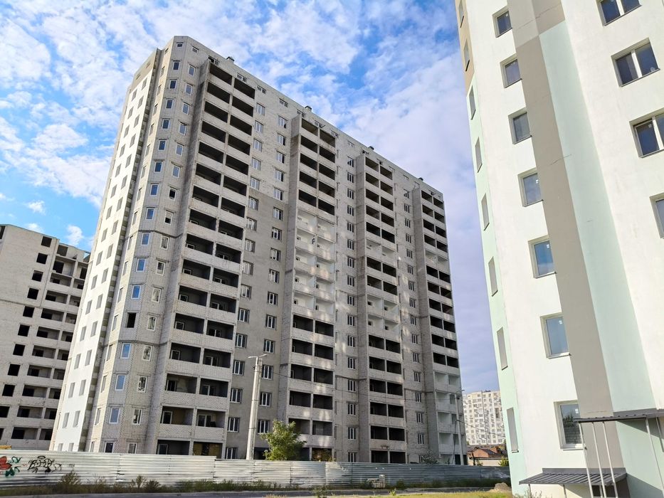 Реально 19900$! ЖК Левада 2, Продам 1 ком квартиру пл 43.м2, этаж 1й!A