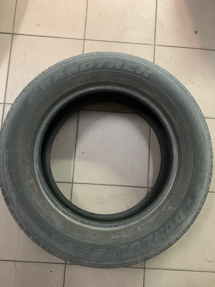 Продам літні шини Dunlop 225/65 R17.